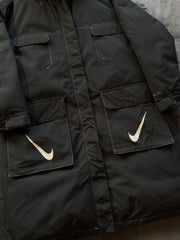 (ДАМСКО) (M) Nike Swoosh Storm Fit дамско яке / парка